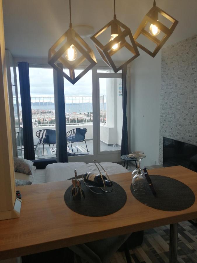 Studio Apartment Lanterna Задар Екстериор снимка
