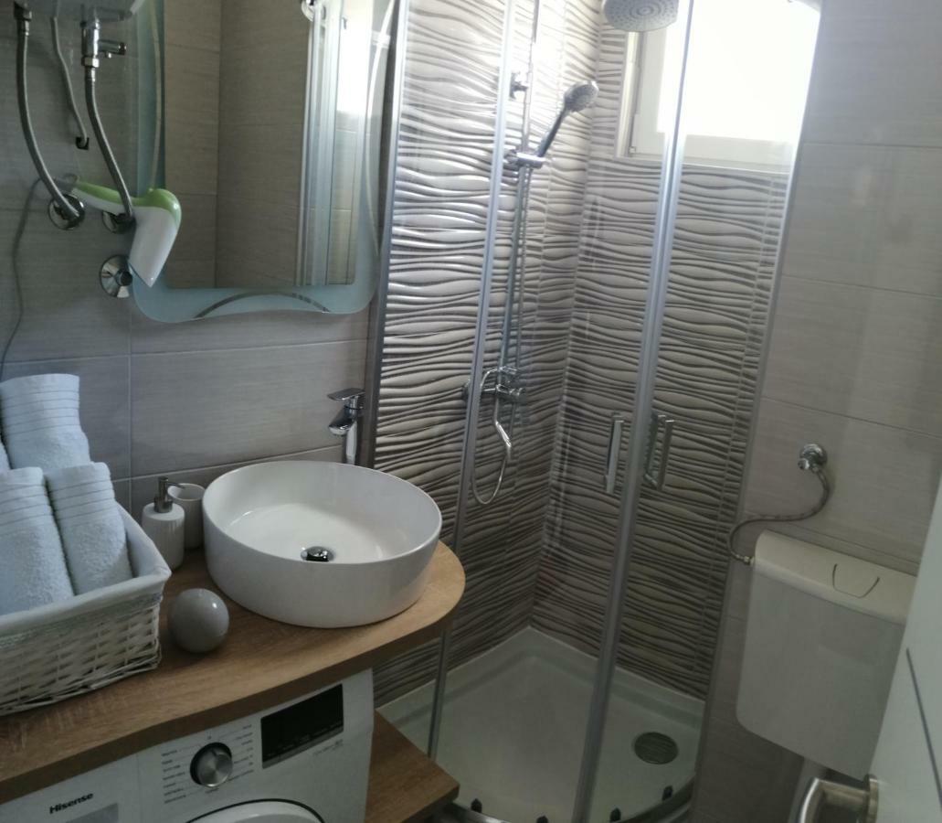 Studio Apartment Lanterna Задар Екстериор снимка
